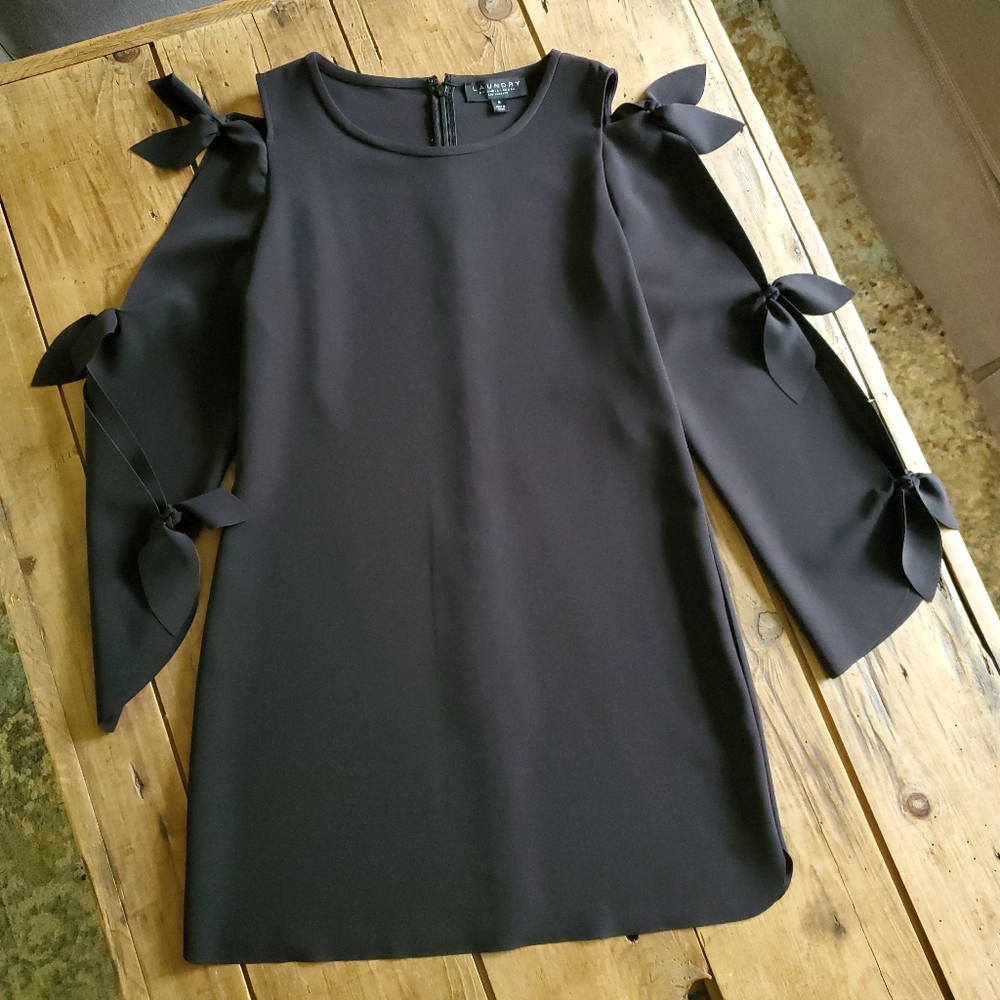 Laundry By Shelli Segal Women's Long Sleeve Black Dress Size 6